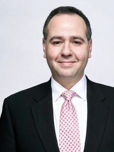 Portrait photo of Michael Binetti, Managing Partner of AGM